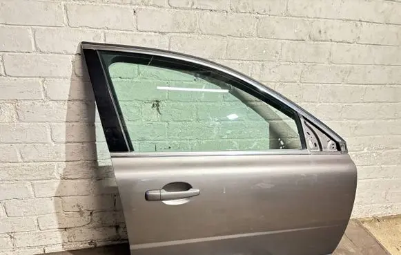 Volvo S80 Front door