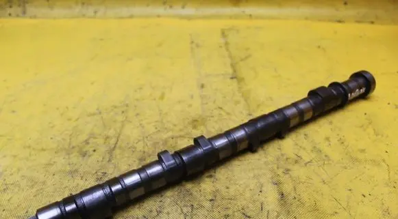 Mitsubishi Outlander Camshaft 