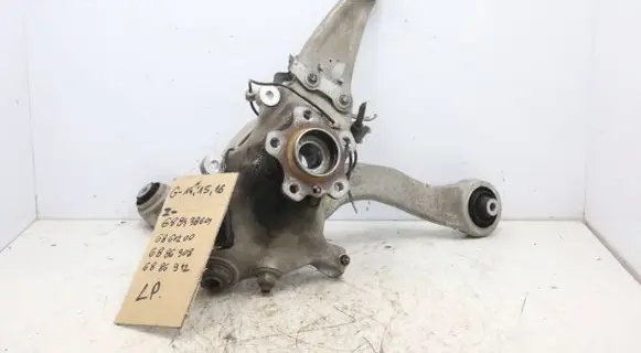 BMW M8 F91 F92 G14 G15 Front wheel hub spindle knuckle 6884386MWGK 6884386