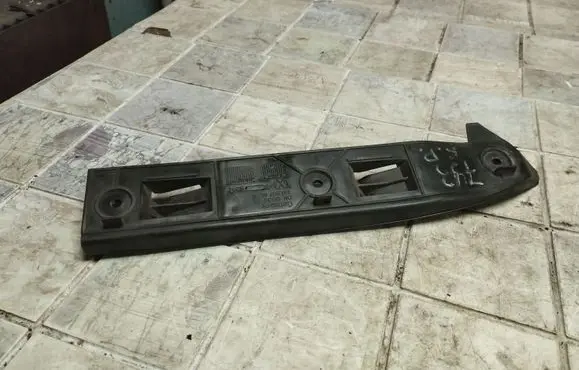 Volkswagen Golf IV Front bumper mounting bracket 1J0807194A