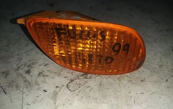 Ford Focus Rear/tail lights xs4x13369a