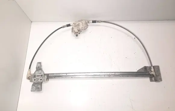 Mercedes-Benz Vito Viano W638 Front door manual window regulator 