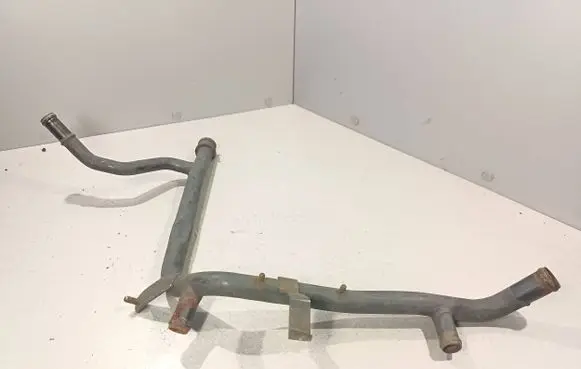 Audi A3 S3 8L Engine coolant pipe/hose 06A121065E