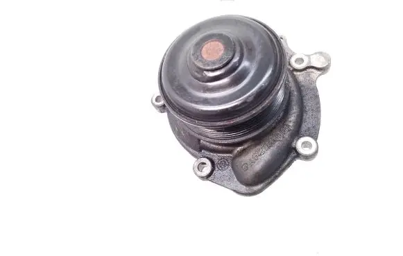 Mercedes-Benz CLS C218 X218 Water pump A6422002001