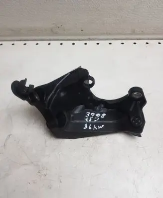 Peugeot 3008 II Engine mounting bracket 9815492580 9813294580