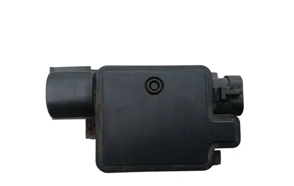 Volvo V60 Coolant fan relay 940009301