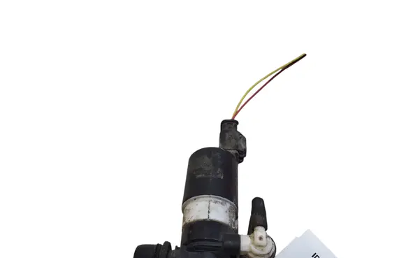 Citroen C4 I Picasso Windscreen/windshield washer pump 8200031805 9632984980