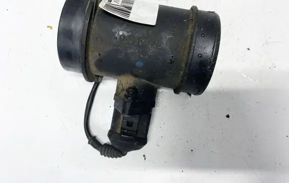 Audi A4 S4 B5 8D Mass air flow meter 059906461e 0281002429