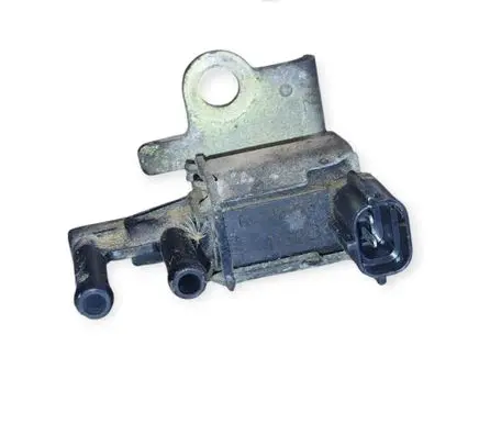 Subaru Legacy Turbo solenoid valve K5T48376