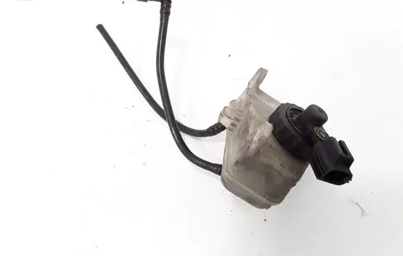 Ford Focus Brake fluid reservoir 98AB2C217AD