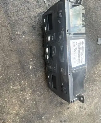 Audi A6 S6 C5 4B Climate control unit 4B0820043AP 5HB00760461 0208H018