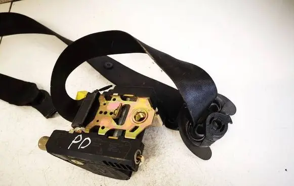 Volkswagen Touran I Front seatbelt 1T1857706