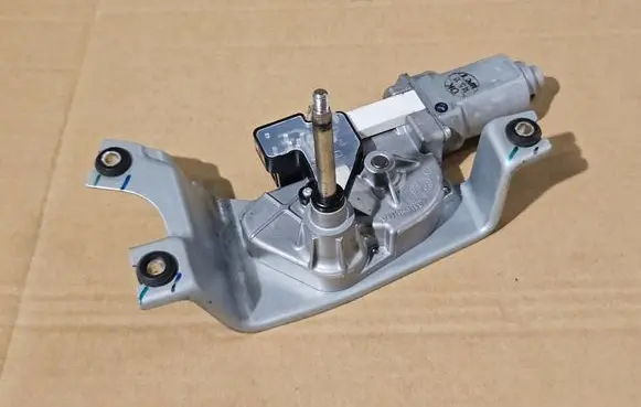 BMW X5 F15 Rear window wiper motor 7318710 18943210 150514