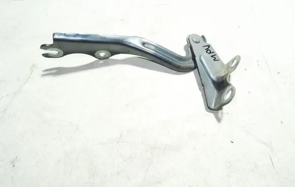 Mazda MPV Engine bonnet/hood hinges 