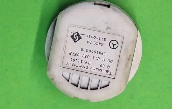 Mercedes-Benz C W203 Interior temperature sensor A2118300572 34C524 2941000378