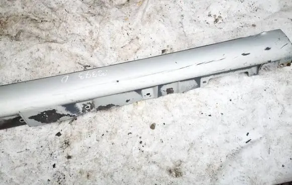 Toyota Avensis T250 Sill 7585105010 75851-05010