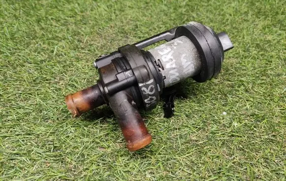Volkswagen Touareg I Electric auxiliary coolant/water pump 066959209 035959209E