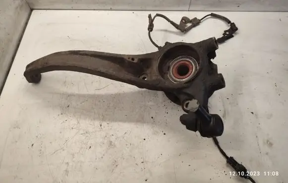 Hyundai Sonata Front wheel hub