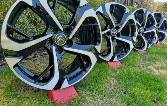 Citroen C5 Aircross R18 alloy rim 