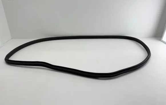 BMW 2 G42 Rubber seal front coupe door 7482813