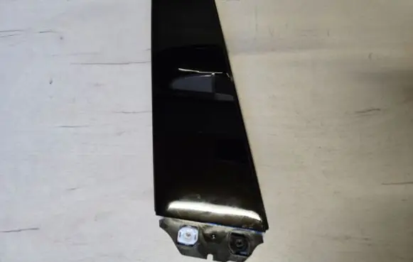 BMW 4 G22 G23 G24 G26 (B) pillar trim (top) 7483006