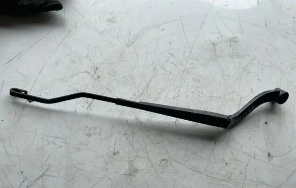 Ford Ranger Windshield/front glass wiper blade AB3917B589BD