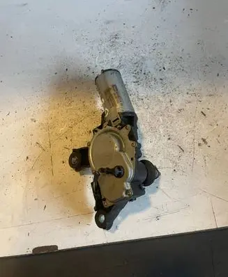 Audi A4 S4 B5 8D Rear window wiper motor 3B9955711C