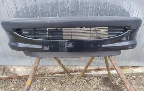 Peugeot 206 Front bumper