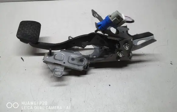 Ford Ecosport Brake pedal 8V512450GC