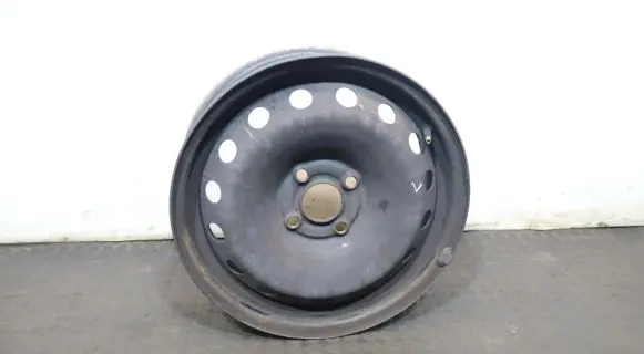 Hyundai i30 R15 steel rim 