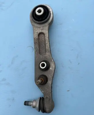Mercedes-Benz SL R231 Front lower control arm/wishbone A2313303900