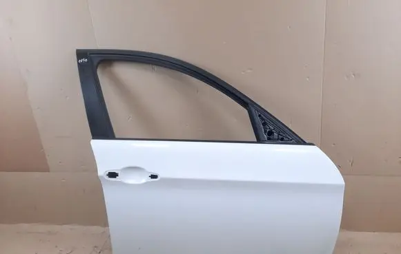 BMW 3 E90 E91 Front door 