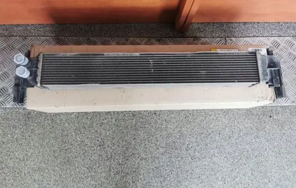 Volkswagen Polo V 6R Intercooler radiator 6C0121253B
