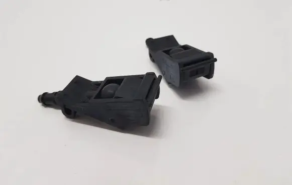 Volkswagen Up Windshield washer spray nozzle 1S0955985A
