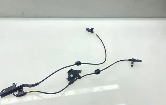 Toyota Prius+ (ZVW40) ABS brake wheel speed sensor 8954212080