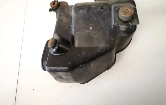 Intake resonator