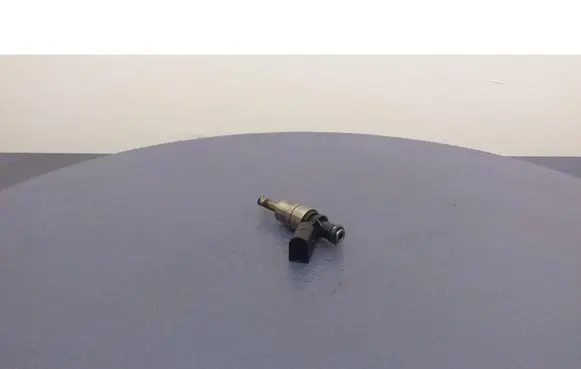 Fuel injector