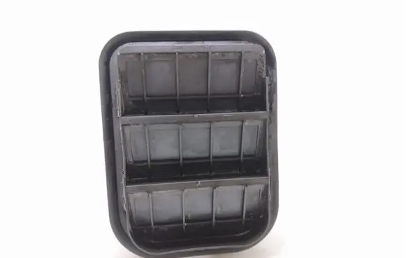 Seat Ibiza IV (6J,6P) Quarter panel pressure vent 6J0819676