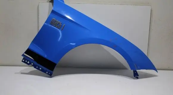 Ford Mustang VI Fender