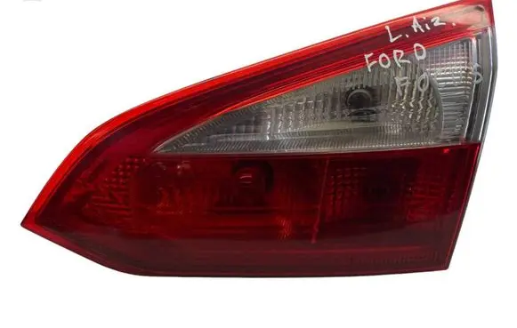 Ford Focus Tailgate rear/tail lights BM5113A602BC 30052013