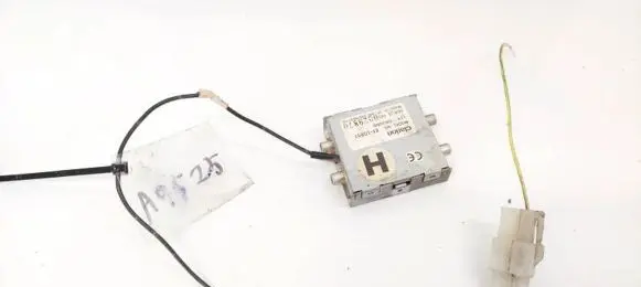 Subaru Legacy Antenna control unit EF10851