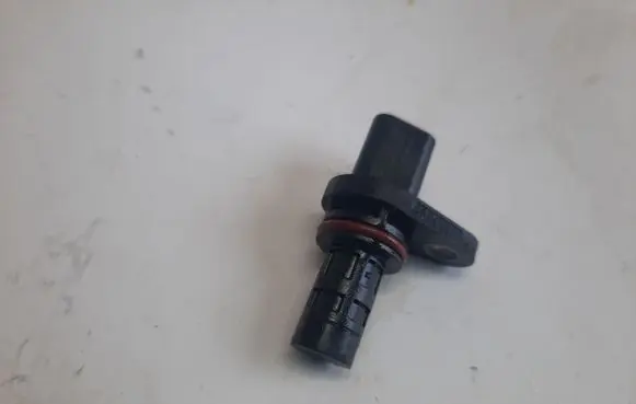 Audi A4 S4 B9 Crankshaft speed sensor 04C907601