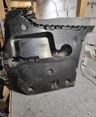 BMW 5 F10 F11 Rear bumper mounting bracket 15857711