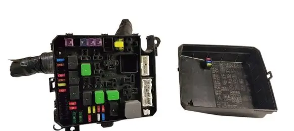 Mitsubishi ASX Fuse box set PR06102000 PR07400000 8565A024