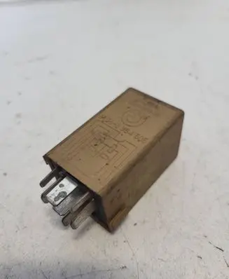 BMW 5 E60 E61 Other relay 8384505