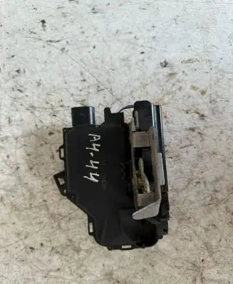 Audi A4 S4 B6 8E 8H Front door lock 8E1837016 PA6630X