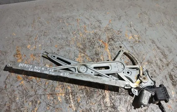Toyota Avensis T270 Rear door window regulator with motor 8570202020