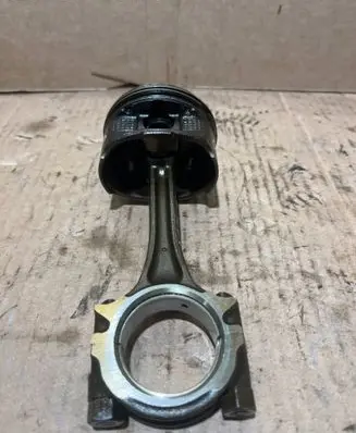 Nissan Note (E11) Piston with connecting rod 