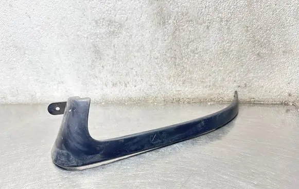 Opel Omega B1 Under headlight/headlamp trim 90460437