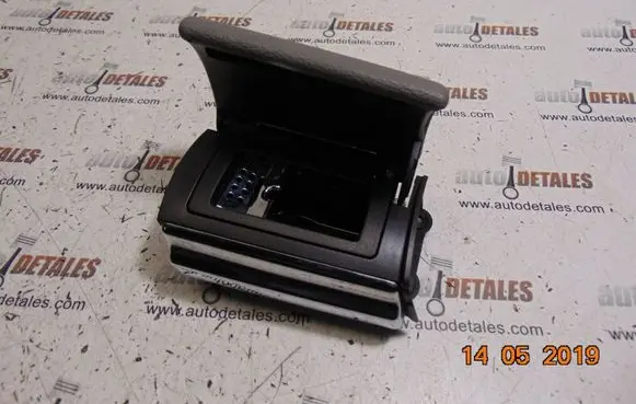 Mercedes-Benz S W221 Rear door ashtray A2218130104
